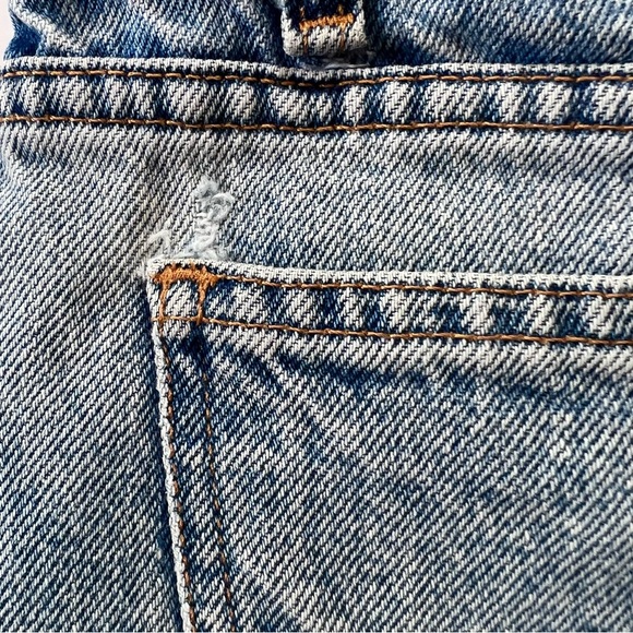 ❌SOLD❌ Relaxed Levi 550 Shorts - Picture 9 of 9